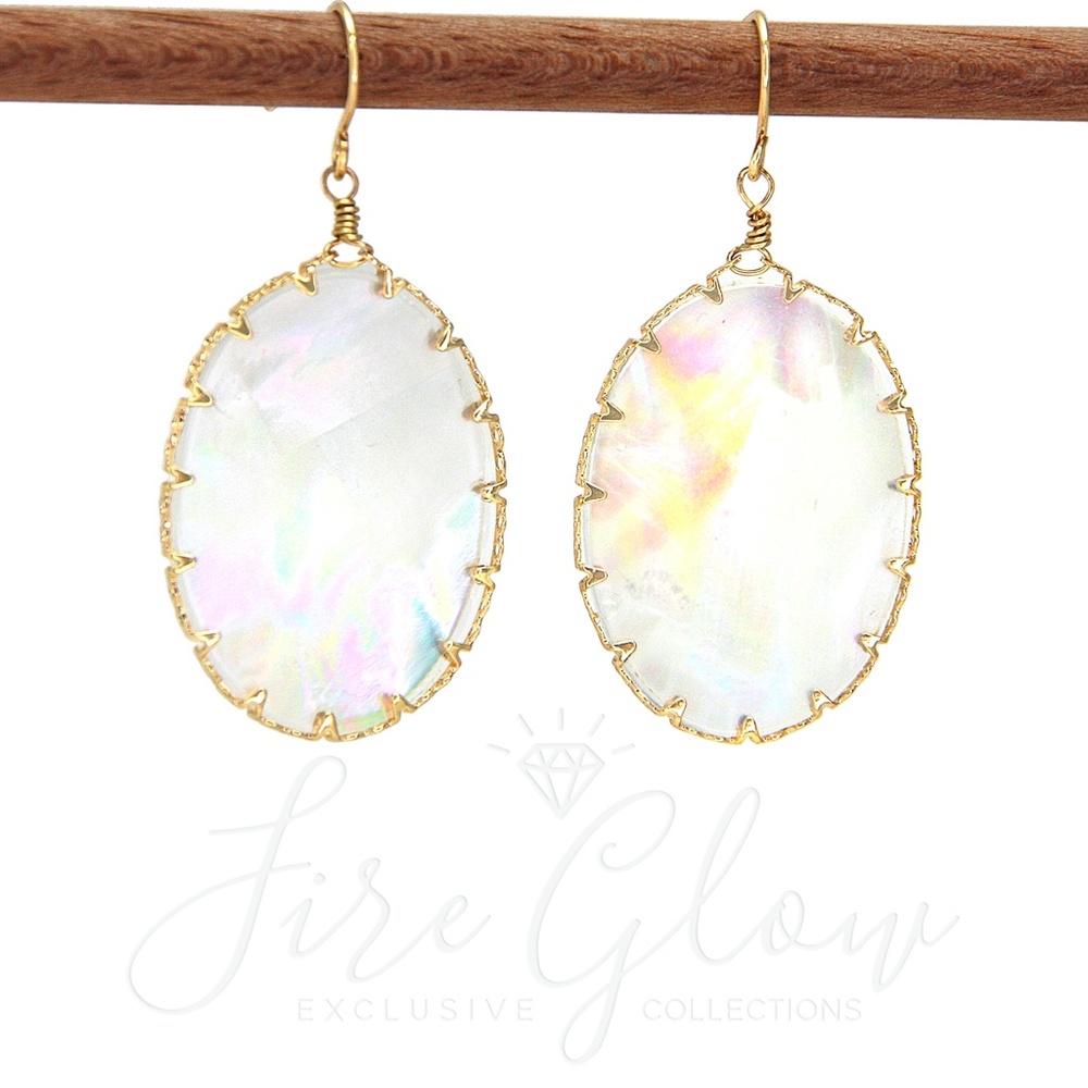 Mother of Pearl Style Oval Gold Tone Earrings - Picture 7 of 16